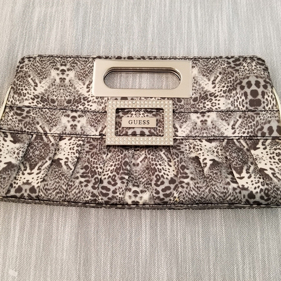 GUESS CLUTCH - Picture 3 of 7
